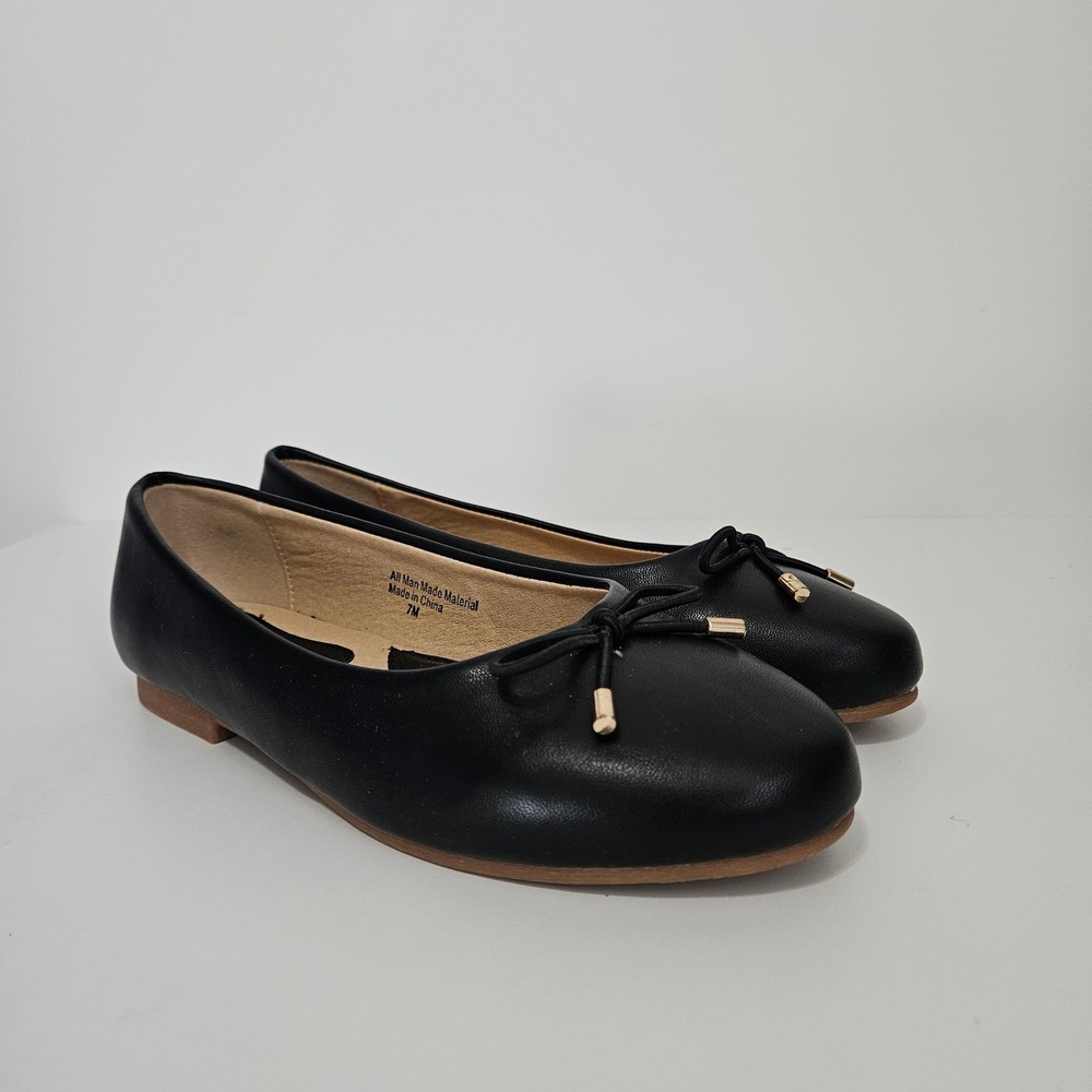 Masseys Black Faux Leather Ballet Flats Size 7M Bow Balletcore Office Formal